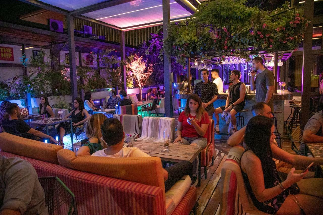 The Hip Hotel Santiago Exterior photo