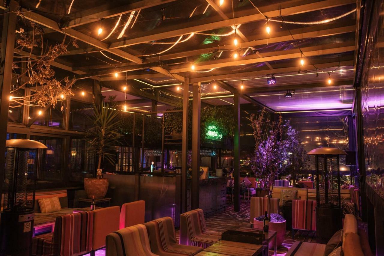 The Hip Hotel Santiago Exterior photo